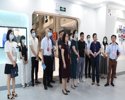 南山區(qū)人大常委會(huì)副主任、區(qū)總工會(huì)主席路玉萍率隊(duì)蒞臨國(guó)微電子開展集成電路產(chǎn)業(yè)調(diào)研